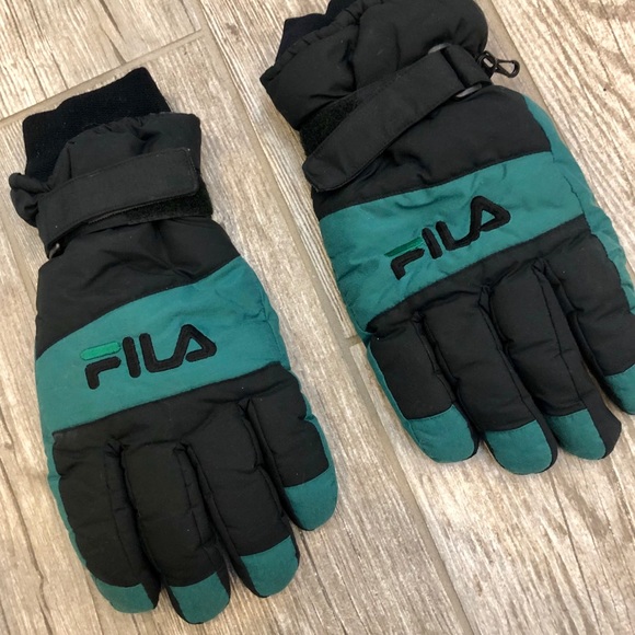 fila gloves